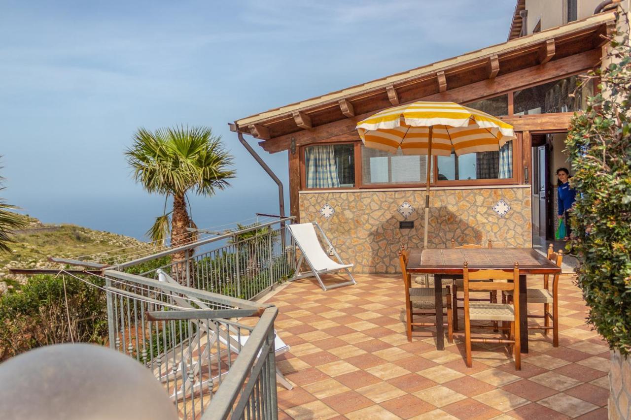 Villa Azzurra Con Vista Sul Mare San Vito Lo Capo Bagian luar foto